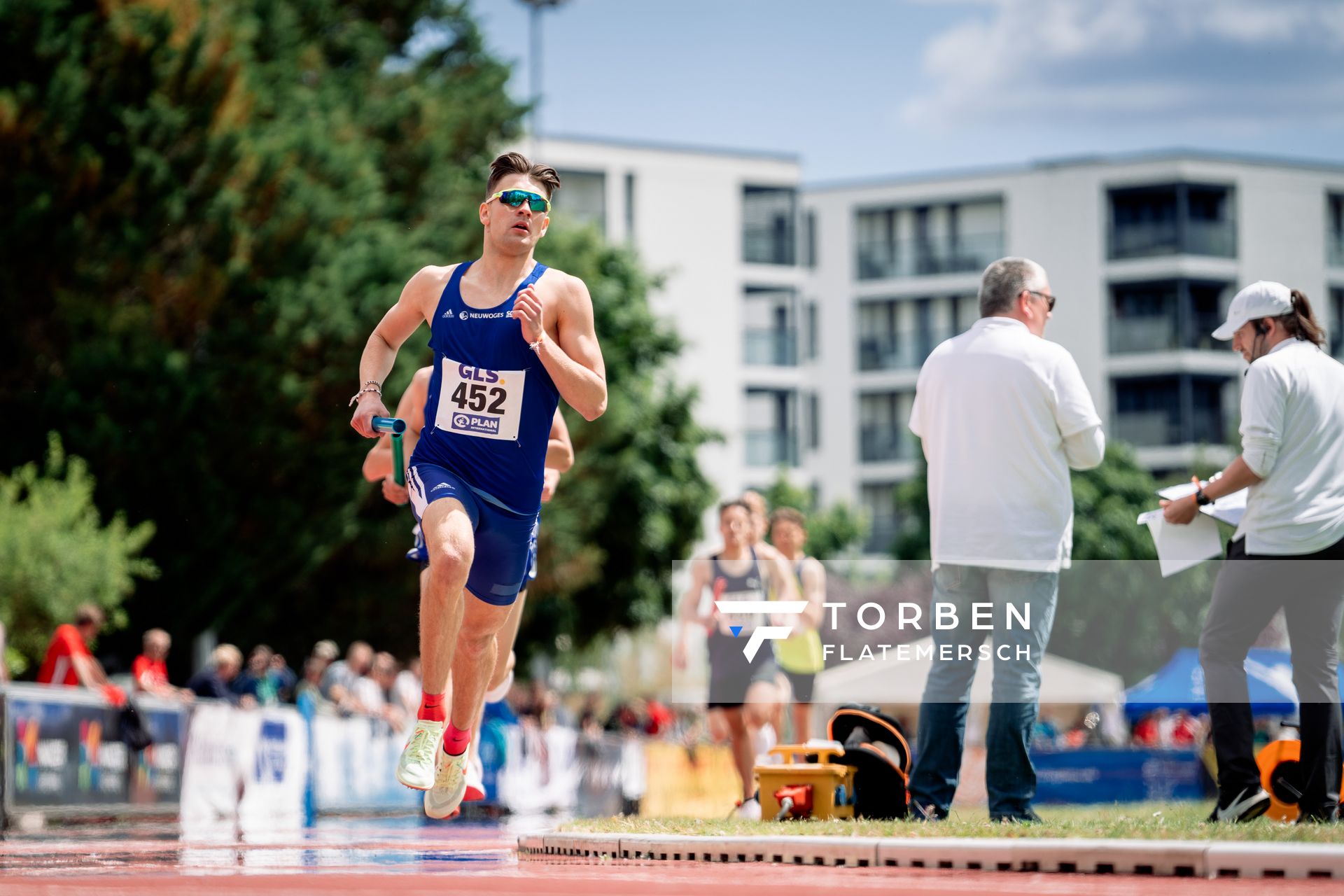 Elija Ziem (SC Neubrandenburg) am 29.05.2022 waehrend der Deutschen Meisterschaften Langstaffel im Otto-Schott-Sportzentrum in Mainz